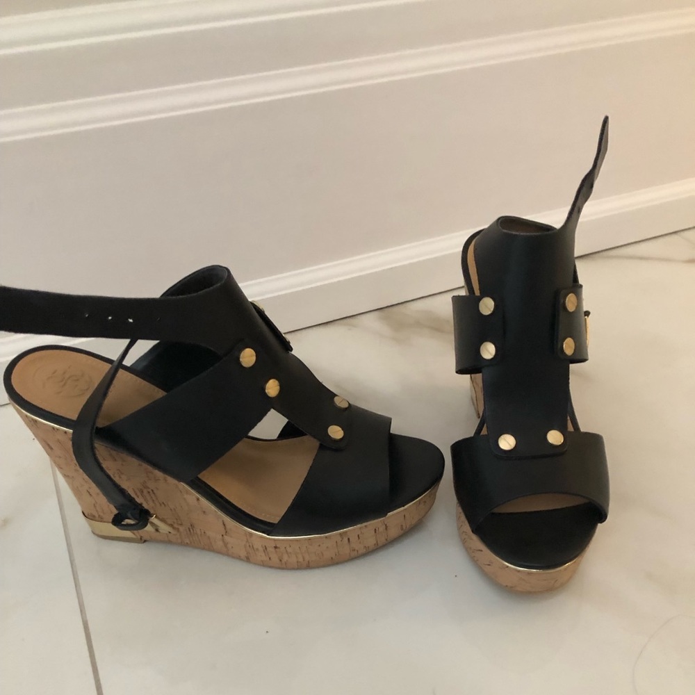 Heels/ sandals